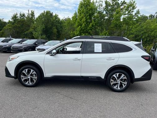 Crystal White Pearl 2020 Subaru Outback Touring XT