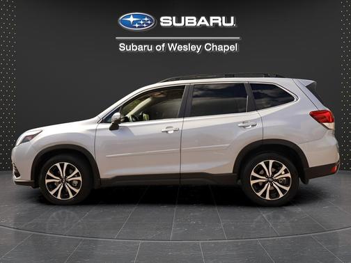 Ice Silver Metallic 2023 Subaru Forester Limited