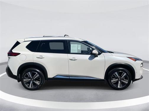 2022 Nissan Rogue Platinum