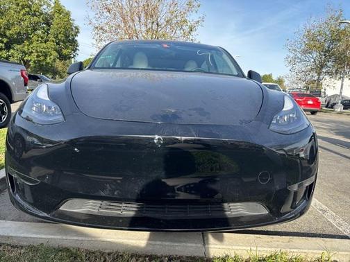 2023 Tesla Model Y Performance Dual Motor All-Wheel Drive