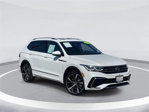 2022 Volkswagen Tiguan 2.0T SEL R-Line 4MOTION