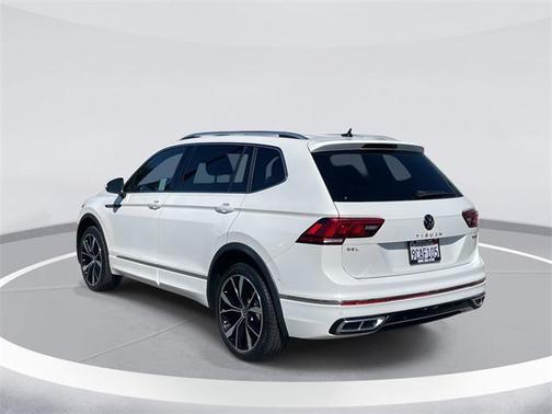 2022 Volkswagen Tiguan 2.0T SEL R-Line 4MOTION