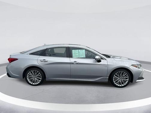 2021 Toyota Avalon Hybrid Limited