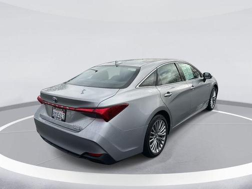 2021 Toyota Avalon Hybrid Limited