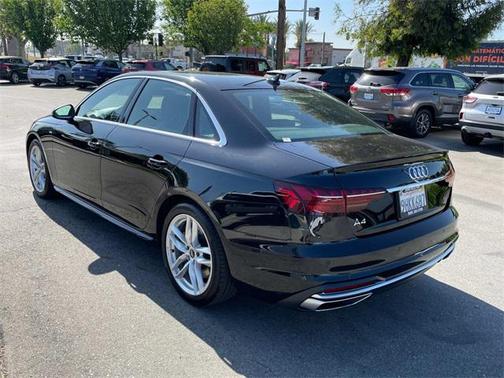 2023 Audi A4 45 S line Premium