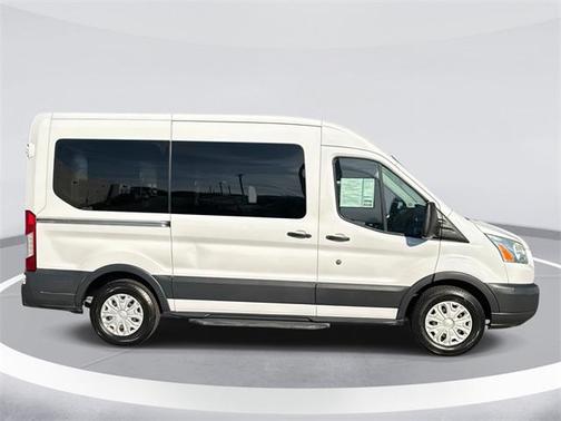 2015 Ford Transit-150 XLT
