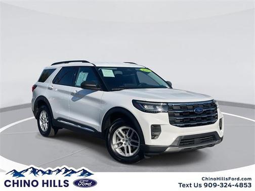 2025 Ford Explorer Active