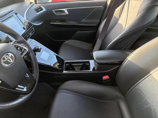 2019 Toyota Mirai Base