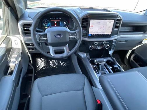 2025 Ford F-150 Lightning XLT