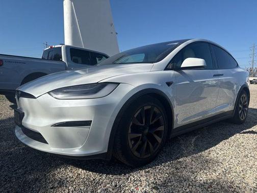 Pearl White Multi-Coat 2023 Tesla Model X Standard Range
