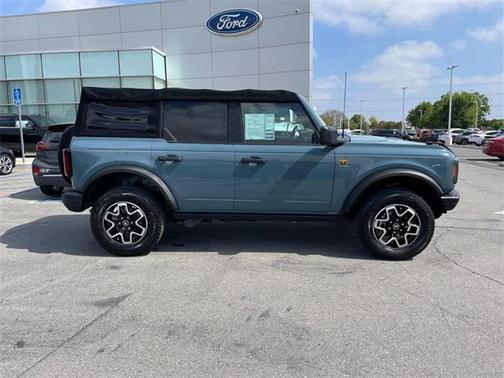 2022 Ford Bronco Badlands