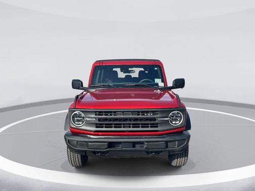 Hot Pepper Red Metallic Tinted Clearcoat 2023 Ford Bronco Base