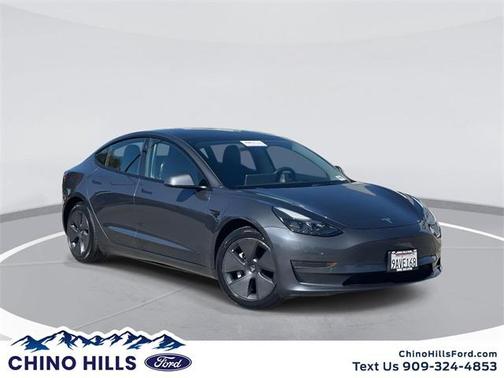 2022 Tesla Model 3 Standard Range