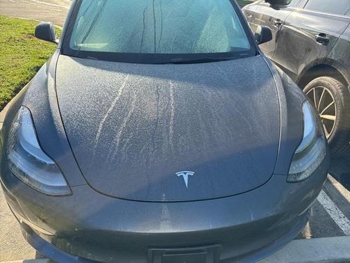 2022 Tesla Model 3 Standard Range