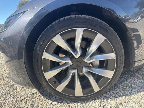 Black 2025 Tesla Model 3 Long Range