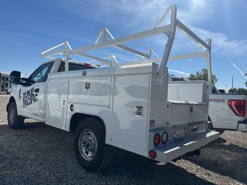 Oxford White 2022 Ford F-250 XL