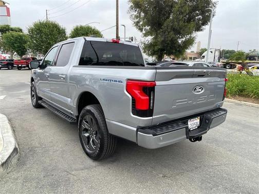 2024 Ford F-150 Lightning Flash