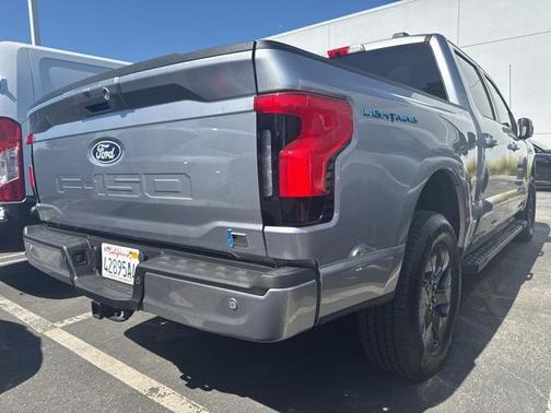 2024 Ford F-150 Lightning Flash