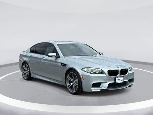 Silverstone Metallic 2014 BMW M5 Base