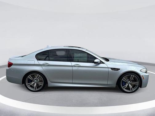 Silverstone Metallic 2014 BMW M5 Base