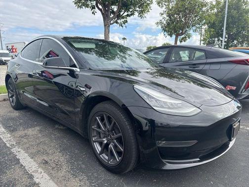 Solid Black 2020 Tesla Model 3 Standard Range Plus