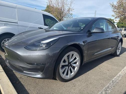 2023 Tesla Model 3 Standard Range