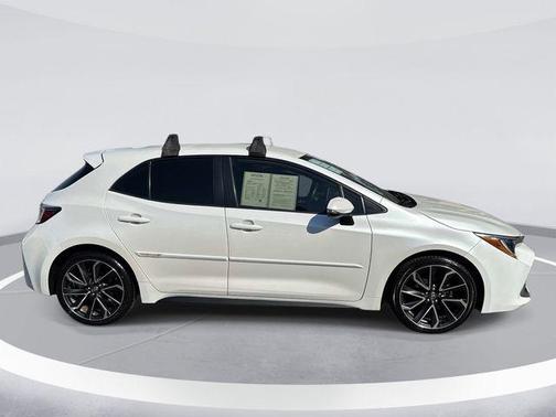 Wind Chill Pearl 2022 Toyota Corolla XSE