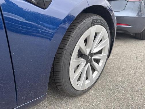2022 Tesla Model 3 Standard Range