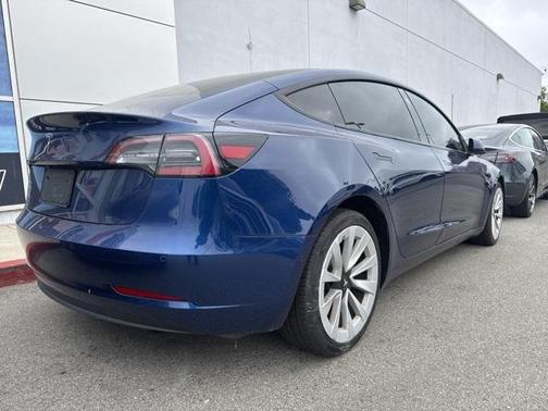 2022 Tesla Model 3 Standard Range