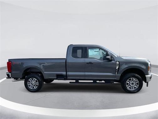 2025 Ford F-350 XLT
