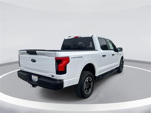 2022 Ford F-150 Lightning Pro