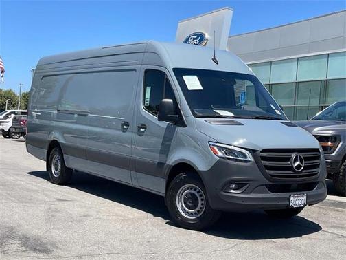 2024 Mercedes-Benz Sprinter 2500 High Roof