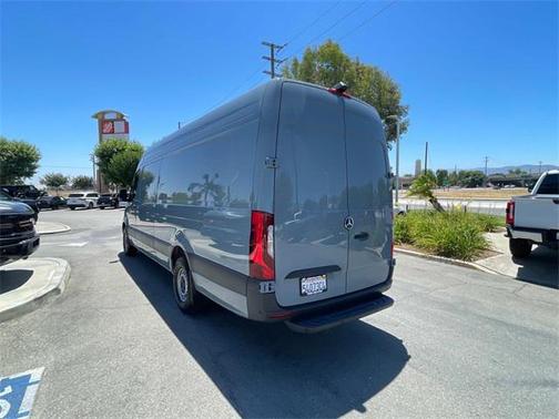 2024 Mercedes-Benz Sprinter 2500 High Roof