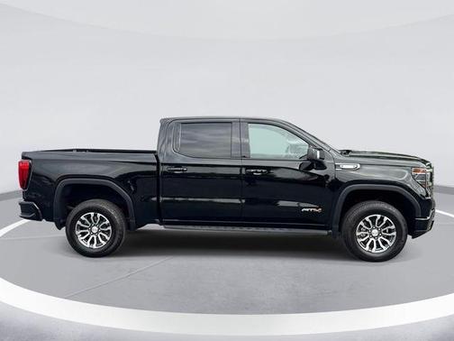 Onyx Black 2022 GMC Sierra 1500 AT4