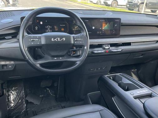 2024 Kia EV9 Wind