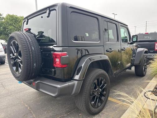 2023 Jeep Wrangler 4xe Willys