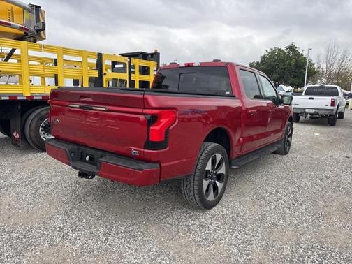 2022 Ford F-150 Lightning Platinum