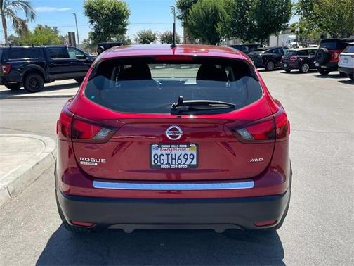 2018 Nissan Rogue Sport S