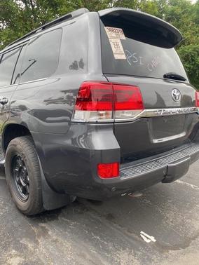 2019 Toyota Land Cruiser Base