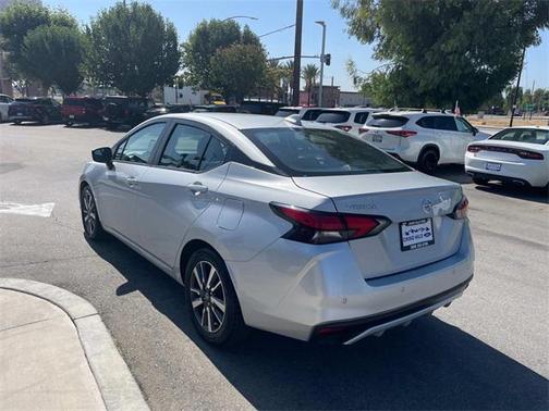 2021 Nissan Versa 1.6 SV