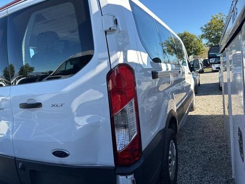 2022 Ford Transit-350 XLT