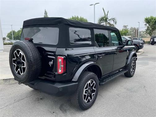 2022 Ford Bronco Outer Banks