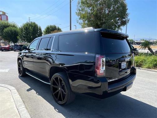 2018 GMC Yukon XL SLT