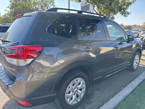 2021 Subaru Forester Base