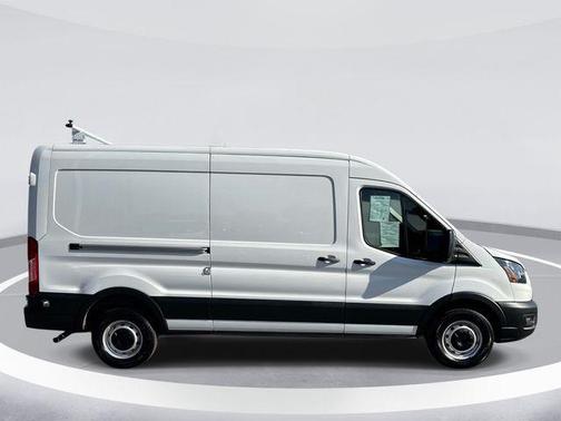 Oxford White 2024 Ford Transit-250 Base