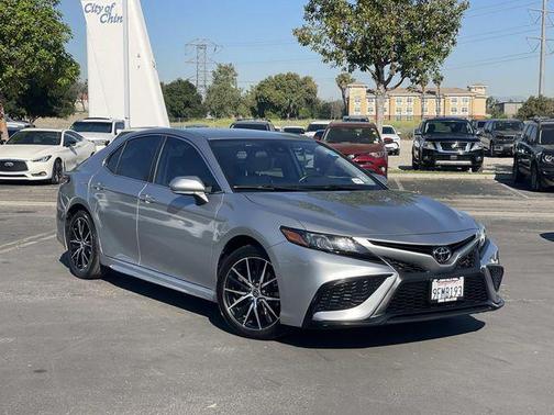 2023 Toyota Camry SE