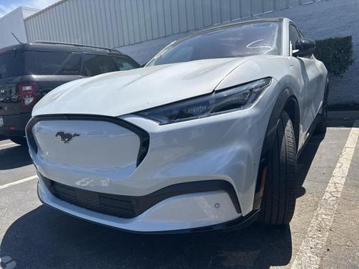 2022 Ford Mustang Mach-E Premium