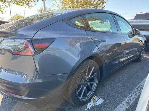 2022 Tesla Model 3 Standard Range