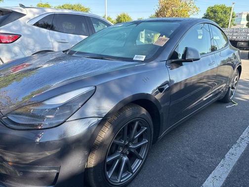 2022 Tesla Model 3 Standard Range