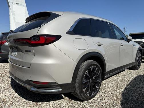 2024 Mazda CX-90 PHEV Premium Plus
